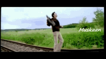 Aage Aage Chahat Chali Lyrics - Tamannaah | Samir Aftab | Udit Narayan