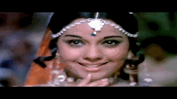 Aagre Se Ghaaghro Mangaa De Lyrics - Mumtaz | Asrani | Shashi Kapoor | Asha Bhosle