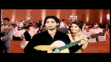 Aankh Hai Bhari Bhari Aur Tum Lyrics - Rajpal Yadav | Dalip Tahil | Rati Agnihotri | Kumar Sanu | Alka Yagnik