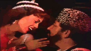 Aap Kya Aaye Lyrics - Shatrughan Sinha | Sulakshana Pandit | Rakesh Roshan | Sharon Prabhakar