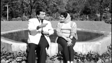 Aashiq Hu Apne Pyar Ke Lyrics - Waheeda Rehman | Johny Walker | Vijay Kumar | Mohammed Rafi