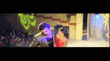 Aasman Chhoona Nahin Lyrics - Anupam Kher | Sharmila Tagore | Divya Dutta | Shaan