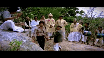 Aati Hai Palki Lyrics - Gulshan Grover | Sanjeev Kumar | Raj Babbar | Mahendra Kapoor