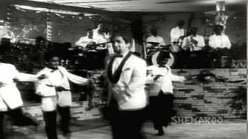 Aaya Aaya Abdullah Lyrics - Tanuja | Nanda | Shashi Kapoor | Anand Bakshi | Lata Mangeshkar