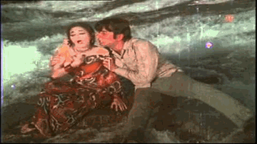 Ae Bas Tarsana Chhodo Lyrics - Nirupa Roy | Abhi Bhattacharya | Asit Sen | Asha Bhosle | Kishore Kumar