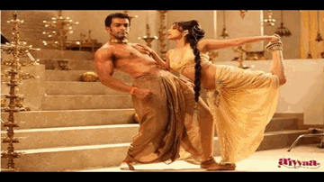 Aga Bai Lyrics - Rani Mukerji | Prithviraj Sukumaran | Amit Trivedi | Monali Thakur