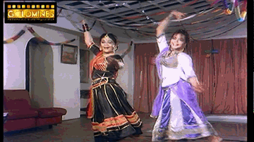Aisi Jaldi Bhi Kya Lyrics - Sanjeev Kumar | Asha Parekh | Aruna Irani | Alka Yagnik | Kavita Krishnamurthy