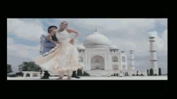 Ajooba Ajooba Lyrics - Aishwarya Rai | Lakshmi | Prashanth | Harìharan | Sadhana Sargam