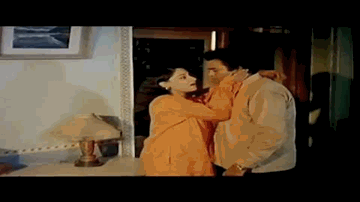 baahon men chale aao, hamase sanam kyaa paradaa Lyrics - Sanjeev Kumar | Jaya Bhaduri | Jaya Bhadhuri | Lata Mangeshkar