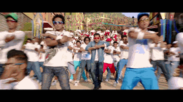 Baaki Sab First Class Lyrics - Salman Khan | Tabu | Daisy Shah | Wajid