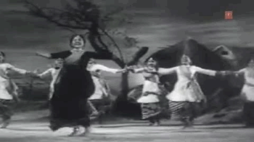 Baari Barssi Khattan Lyrics - Jabeen Jalil | Vyjayanthimala | Kishore Kumar | Lata Mangeshkar