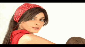Baat Kehne Ko Lyrics - Kay Kay Menon | Nandana Sen | Jimmy Shergill | Shreya Ghoshal | Sonu Nigam