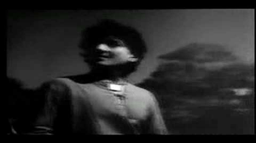 Bachpan Ki Mohabbat Ko Lyrics - Meena Kumari | Bharat Bhushan | Bhagwan | Lata Mangeshkar
