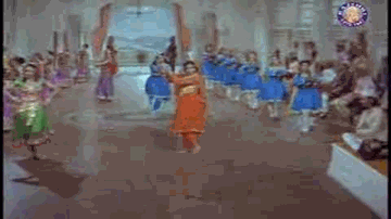 Badi Door Se Chal Kar Aaye Hai Lyrics - Reena Roy | Jeetendra | Mohammed Rafi | Aziz Nazan
