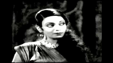 Bata Do Koi Kaun Gali Lyrics - Mubarak | Arun | Leela Chitnis