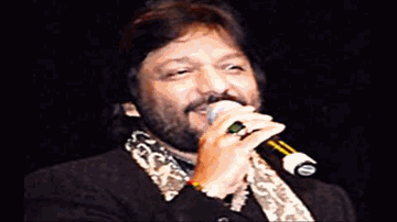 Beeta Mausam Lyrics - Rajpal Yadav | Vijay Raaz | Sharad Kapoor | Lata Mangeshkar | Roop Kumar Rathod
