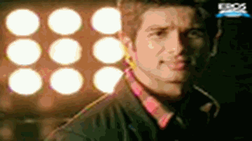 Bekaraar Lyrics - Shahid Kapoor | Sushant Singh | Sunny Singh | Lucky Ali