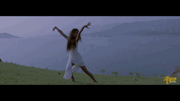 Beparwah Lyrics - Raashi Sood