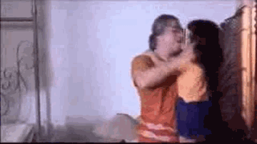 Bhaaga Sa Lyrics - Tabu | Johnny Walker | Paresh Rawal | Harìharan