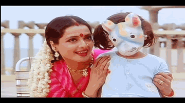 Billi Boli Meon Lyrics - Govinda | Rekha | Mohan Choti | Anuradha Paudwal | Asha Bhosle