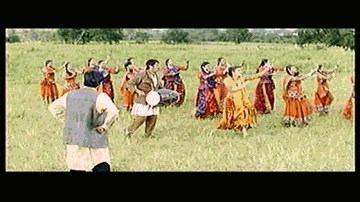 Bol Bol Bol Rani Ladki Deewani Lyrics - Ajay Devgan | Aruna Irani | Shakti Kapoor | Alka Yagnik | Shankar Mahadevan