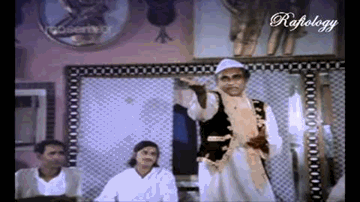 Buddha Peechhe Pad Gaya Lyrics - Ashok Kumar | I.S. Johar | Yogeeta Bali | Mohammed Rafi | Sumitra Lahiri