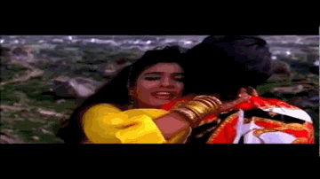 Chaha To Bahut Na Chahe Tujhe Lyrics - Saif Ali Khan | Raveena Tandon | Bela Sulakhe