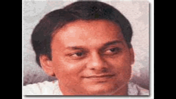 Chehron Pe Tabassum Lyrics - Chandan Dass