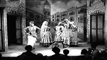 Chhoodi Main Laaya Lyrics - Ashok Kumar | Devika Rani | Pramila