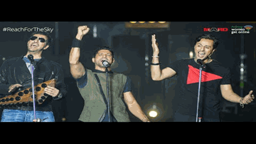 CHULEIN AASMAN &#8211; Farhan Akhtar, Salim-Sulaiman | MARD &amp; HWGO Lyrics - Farhan Akhtar | Salim Merchant