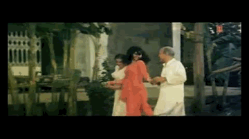 De Rahi Hai Duain Ye Behna Teri Lyrics - Anupam Kher | Madhavi | Shakti Kapoor | Kavita Krishnamurthy
