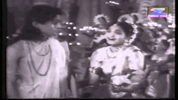 Deep Jalao Angana Mein Lyrics - Nirupa Roy | Lalita Pawar | Bharat Bhushan | Asha Bhosle