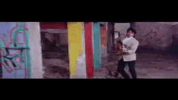 Deewana Dil Deewana Lyrics - Shahrukh Khan | Naseeruddin Shah | Juhi Chawla | Udit Narayan | Amit Kumar