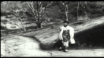 Deewana Kah Ke Lyrics - Waheeda Rehman | Lalita Pawar | Suresh | Lata Mangeshkar | Mahendra Kapoor