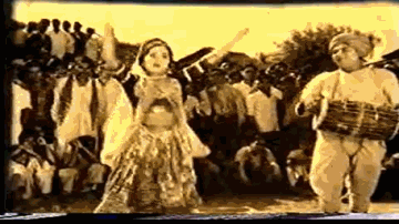 Dhaani Chunari Meri Lyrics - Jeevan | Indrani Mukherjee | Ravindra Kapoor | Mahendra Kapoor | Meenu Purushottam