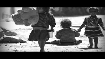 Dheeme Re Re Lyrics - Sanjay Mishra | Rajat Kapoor | Namit Das | Mansheel Gujral