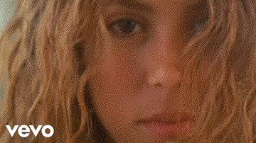 Dia De Enero Lyrics - Shakira | English Song