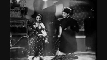 dil Gam se jal rahaa hai jale, par dhuaaN na ho Lyrics - Nimmi | Suraiyya | Mehtab | Lata Mangeshkar