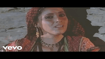 dil huuN huuN kare, ghabaraae Lyrics - Raj Babbar | Dimple Kapadia | Rakhee | Lata Mangeshkar | Bhupen Hazarika