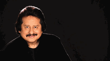 Dil Ki Chot Ko Taza Rakhna Lyrics - Pankaj Udhas | Manhar Udhas | Nirmal Udhas