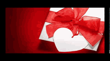 Dil Tujhe Pukare Pukare Lyrics - Shubh | Sabina Sheema | Milind Soman | Tarannum Malik