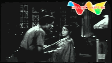 Dilli Se Rail Gadi Lyrics - Mala Sinha | Manoj Kumar | Ulhas | Lata Mangeshkar | Mohammed Rafi