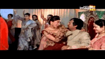 Dulha Bhi Lajawab Hai Lyrics - Govinda | Sanjay Dutt | Pooja Batra | Kavita Krishnamurthy | Ravi Shankar (Robindro Shaunkor Chowdhury)