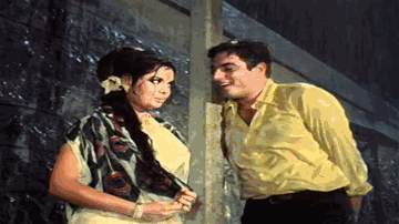 Ek Baat Poochun Lyrics - Mumtaz | Helen | Leela Mishra | Lata Mangeshkar | Mohammed Rafi