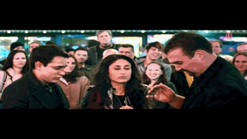 Ek Main Hoon Aur Ek Tu Lyrics - Kareena Kapoor | Ram Kapoor | Boman Irani | Anushka Manchanda | Benny Dayal
