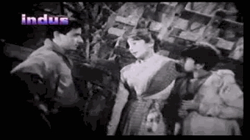 Farishton Ki Nagri Mein Lyrics - Tanuja | Ashok Sharma | Sujata | Mubarak Begum | Mukesh Chand Mathur (Mukesh)