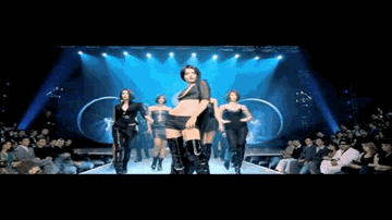 Fashion Ka Hai Yeh Jalwa Lyrics - Priyanka Chopra | Sukhwinder Singh | Satya Hinduja