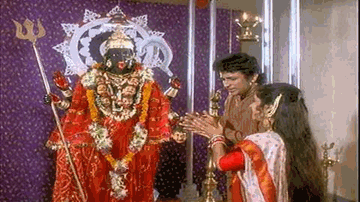 Ganga Kinare Darbaar Hai Lyrics - Hema Malini | Alok Nath | Ajinkya Deo | Anuradha Paudwal