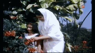 Gudiya Rani Hain Tu Lyrics - Govinda | Dharmendra | Amrish Puri | Anuradha Paudwal | Munmi Borah
