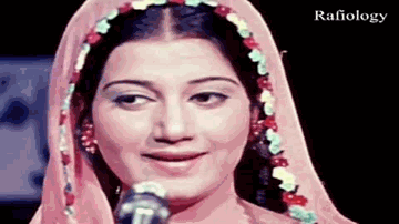 Gulo Ka Rang Jo Nikhra Lyrics - Nazima | Hussain | Hina Kausar | Asha Bhosle | Mohammed Rafi